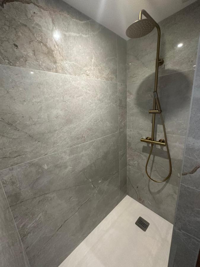 Appartement Neuf Contemporain Lourdes Esterno foto