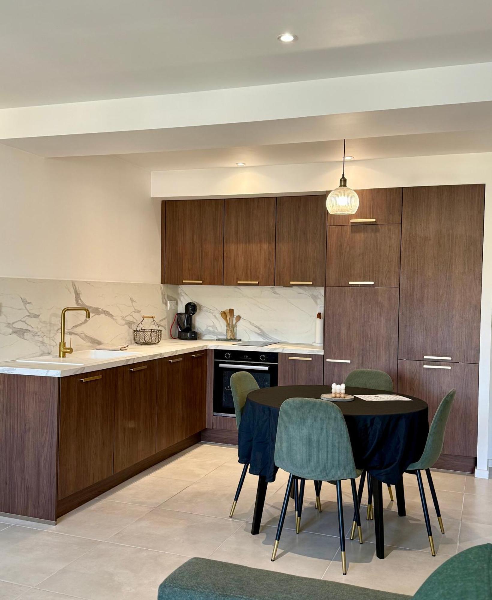 Appartement Neuf Contemporain Lourdes Esterno foto